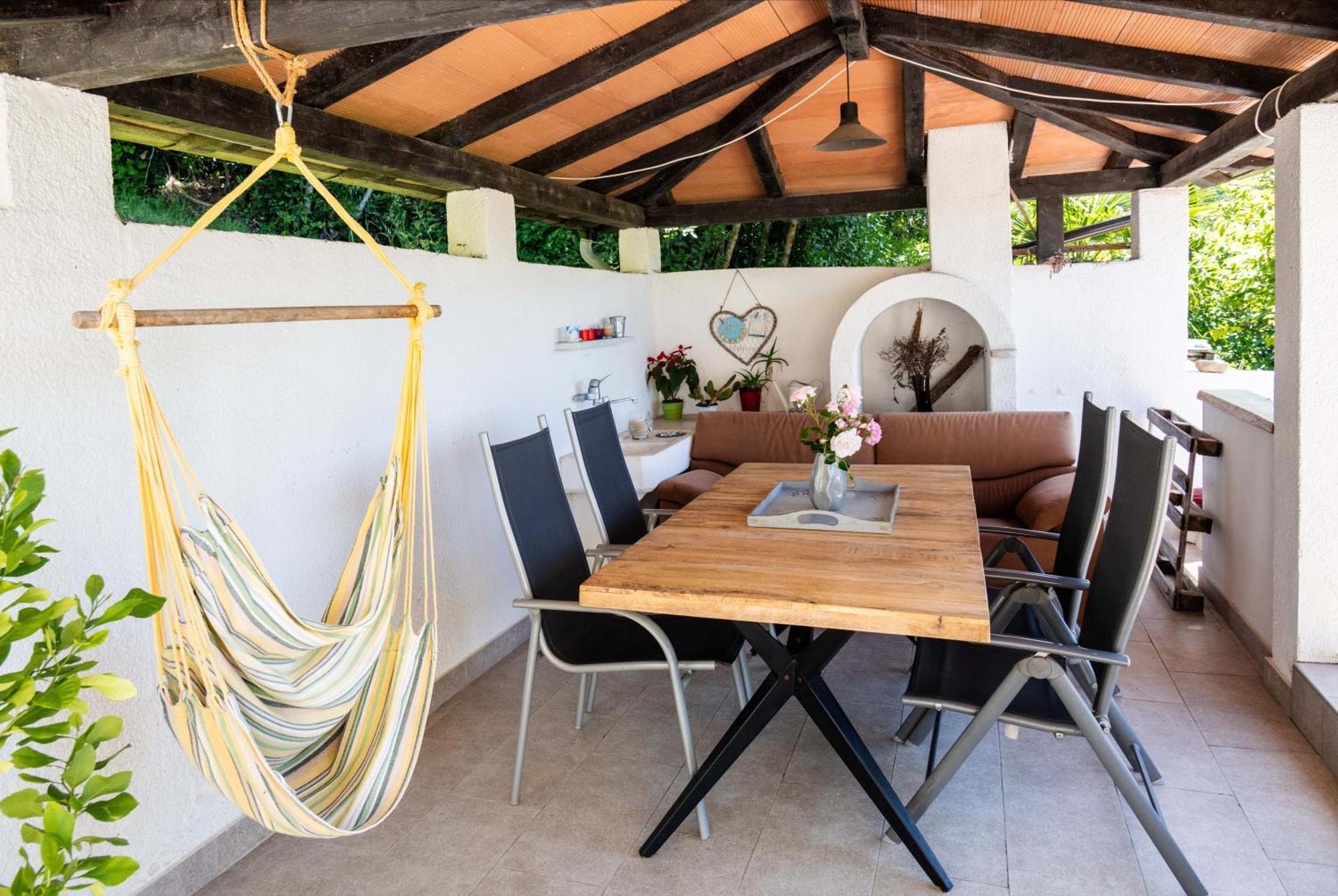 Apartma Salvia-Guest House Lucija Exterior photo